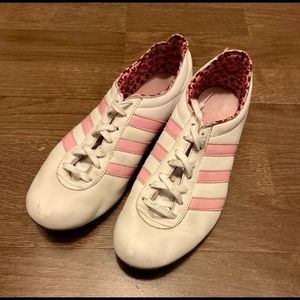 Adidas Ipako runners - size 8.5